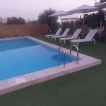 Сasa de vacaciones Next To Orange Tree Orchard Vrahati