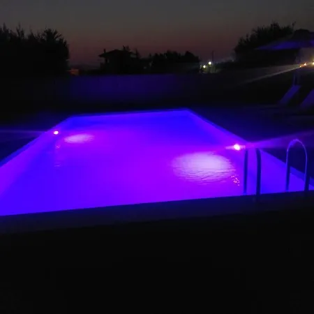 Tatil Evi Next To Orange Tree Orchard *