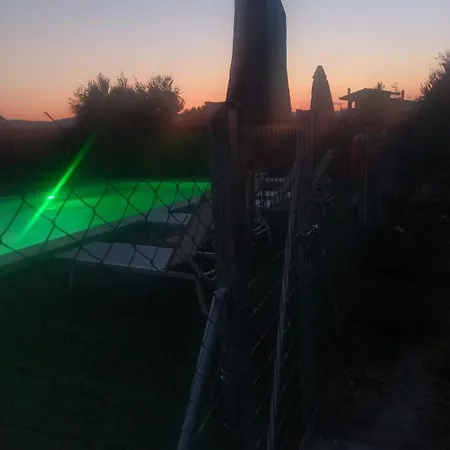 Next To Orange Tree Orchard Casa vacanze